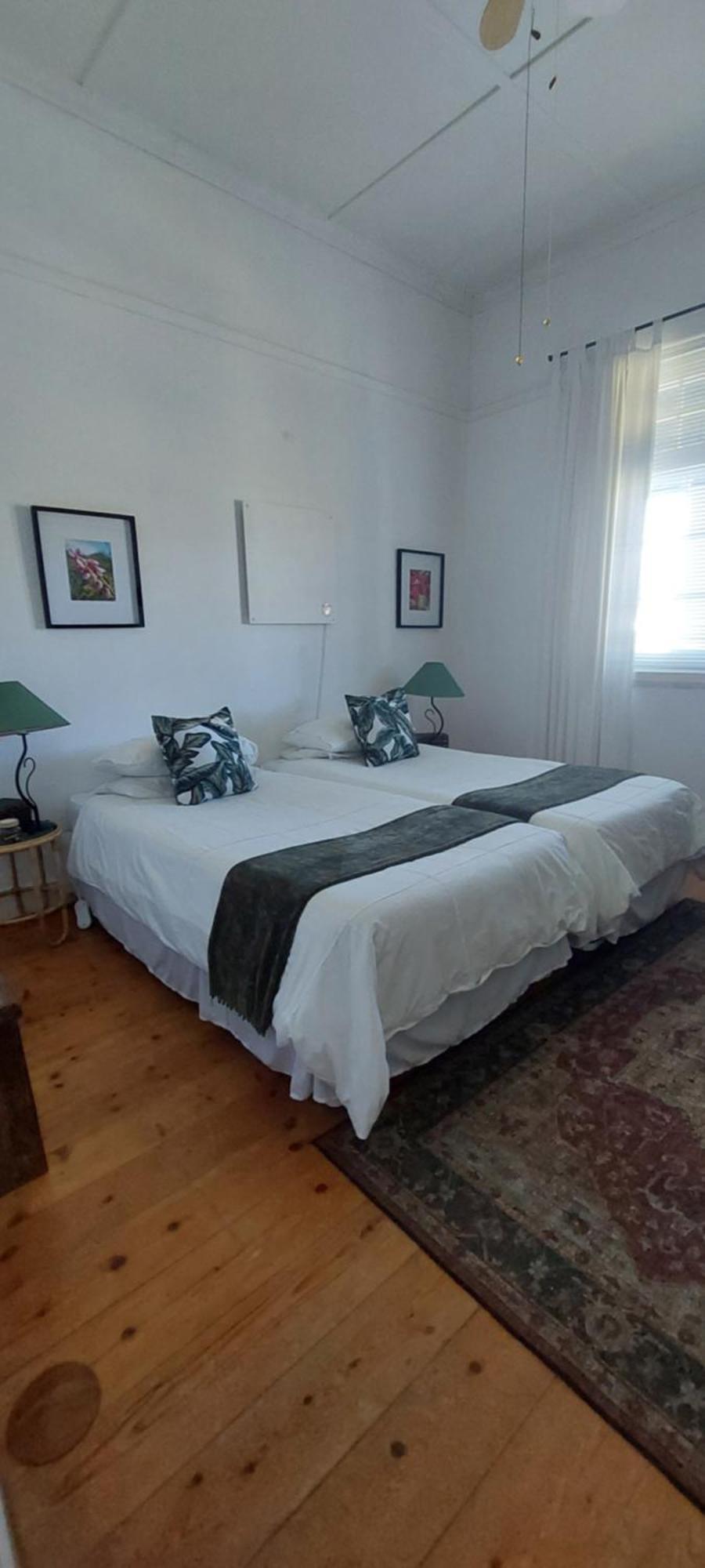 Harry'S Place Guesthouse Kamieskroon Luaran gambar